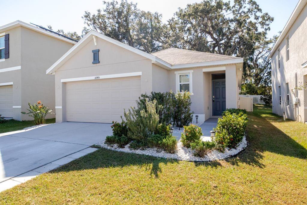 10945 Trailing Vine Dr Property Photo 1