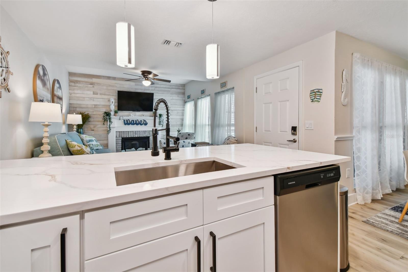315 Medallion Blvd #e Property Photo 18