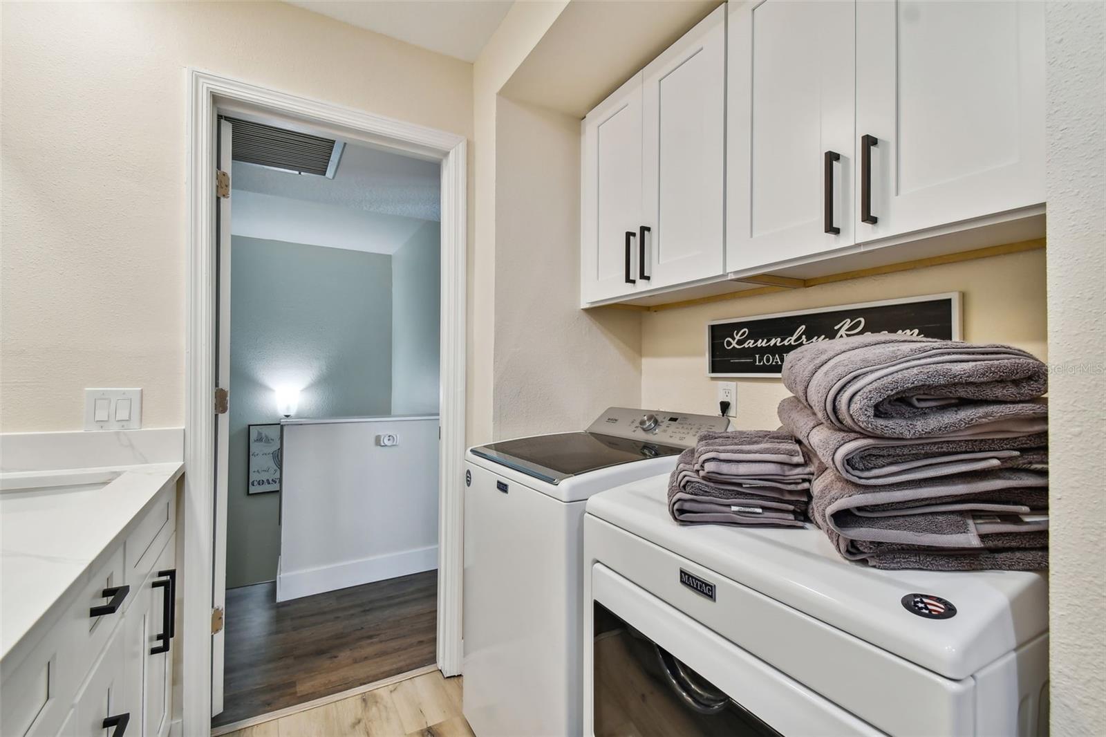 315 Medallion Blvd #e Property Photo 37