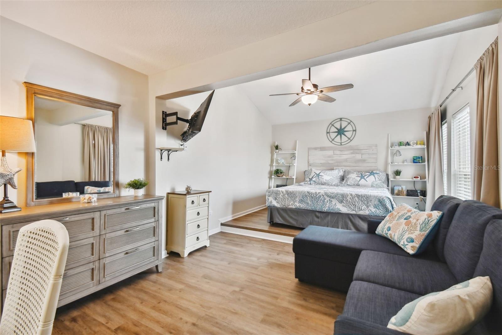 315 Medallion Blvd #e Property Photo 41