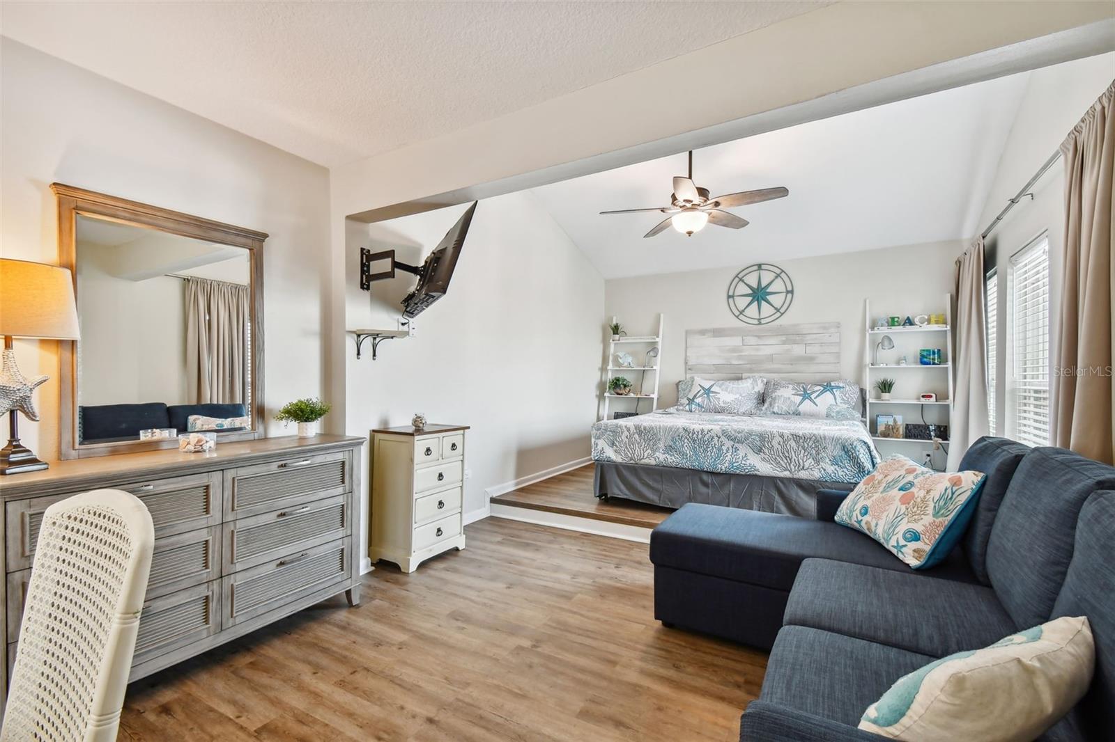 315 Medallion Blvd #e Property Photo 42