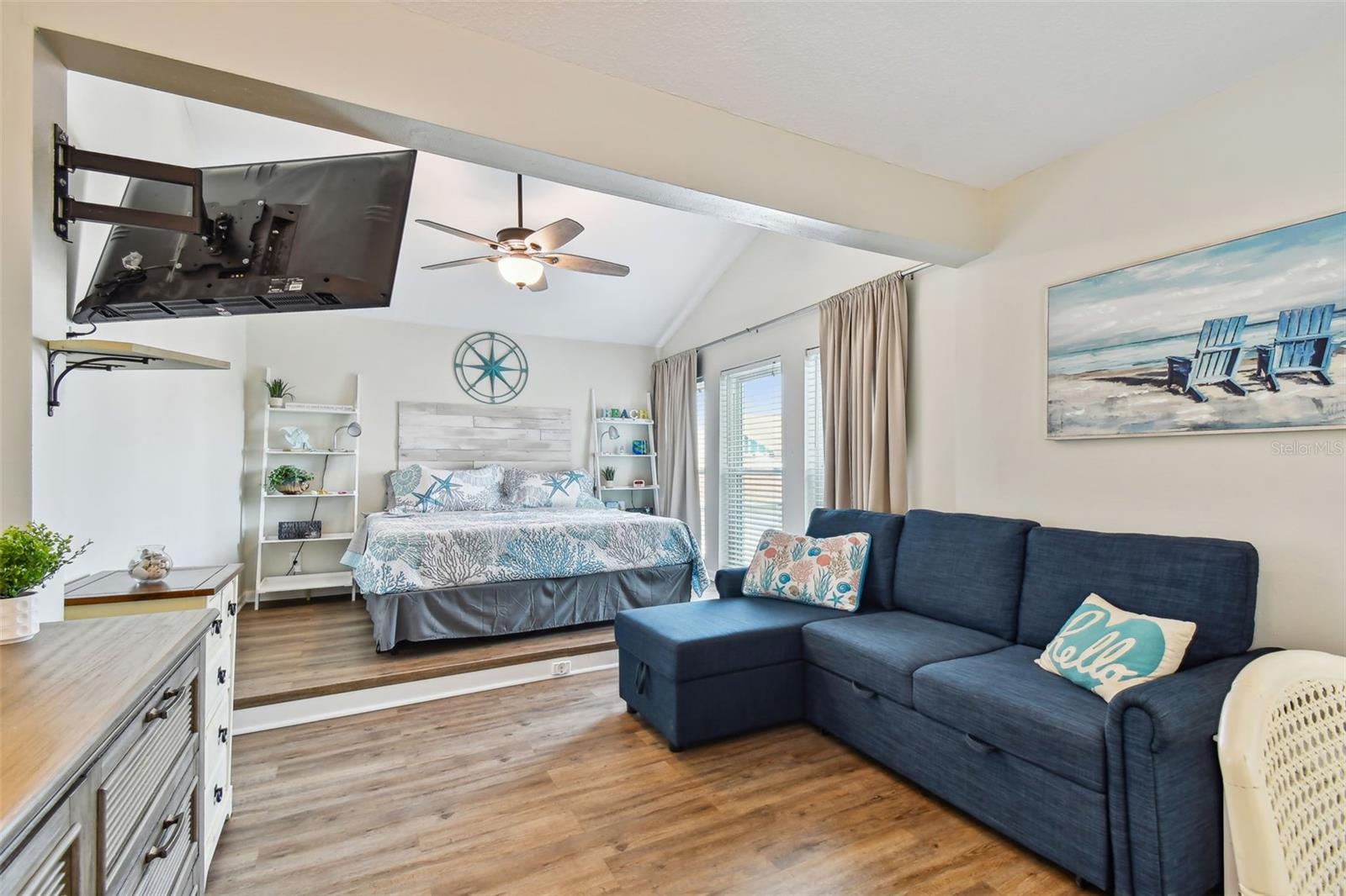 315 Medallion Blvd #e Property Photo 44