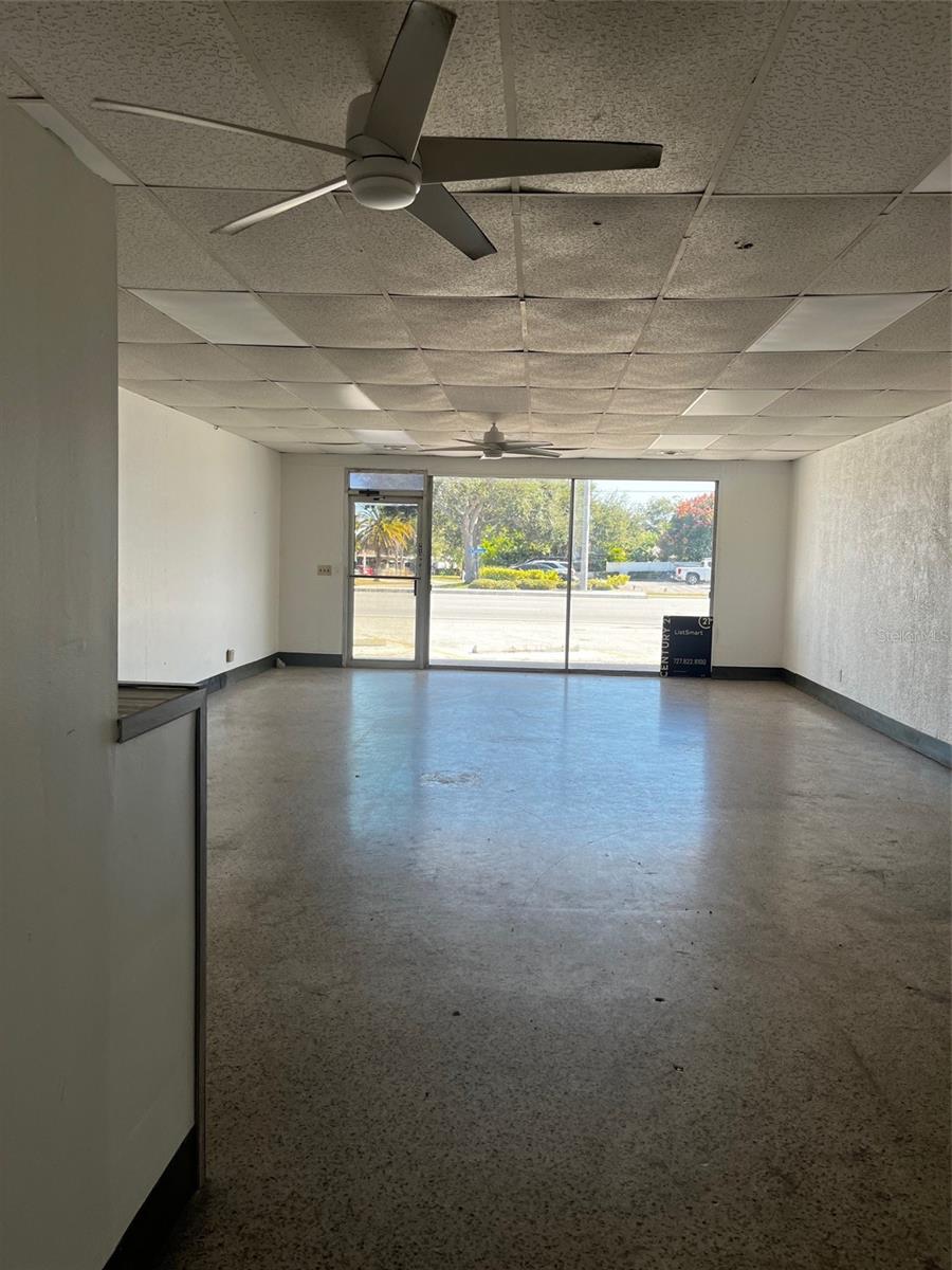 6020 Seminole Blvd Property Photo 7
