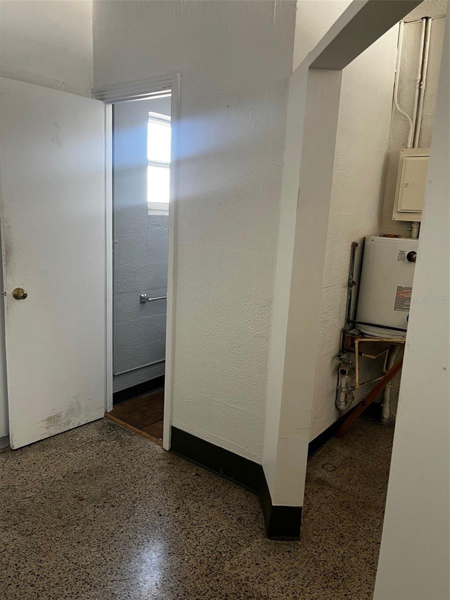 6020 Seminole Blvd Property Photo 12