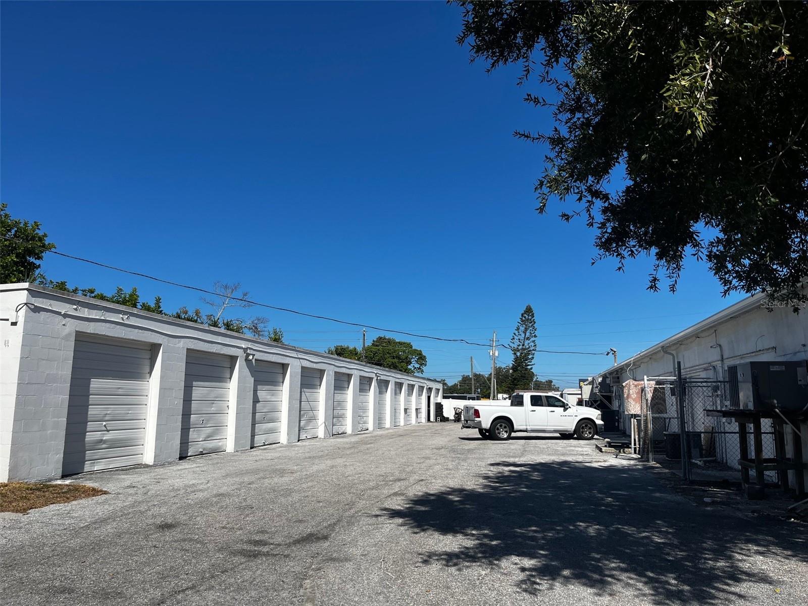 6020 Seminole Blvd Property Photo 15
