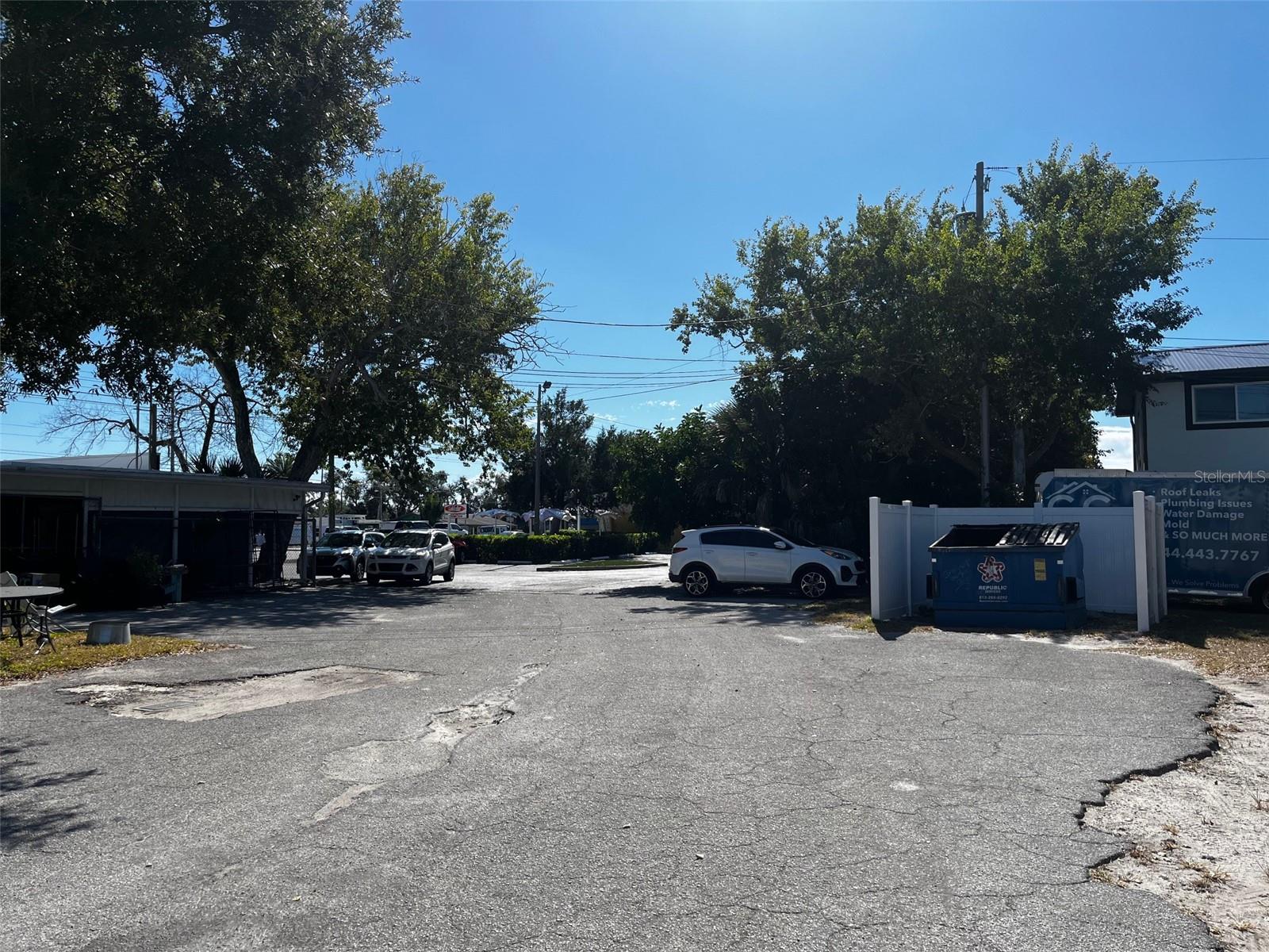 6020 Seminole Blvd Property Photo 16