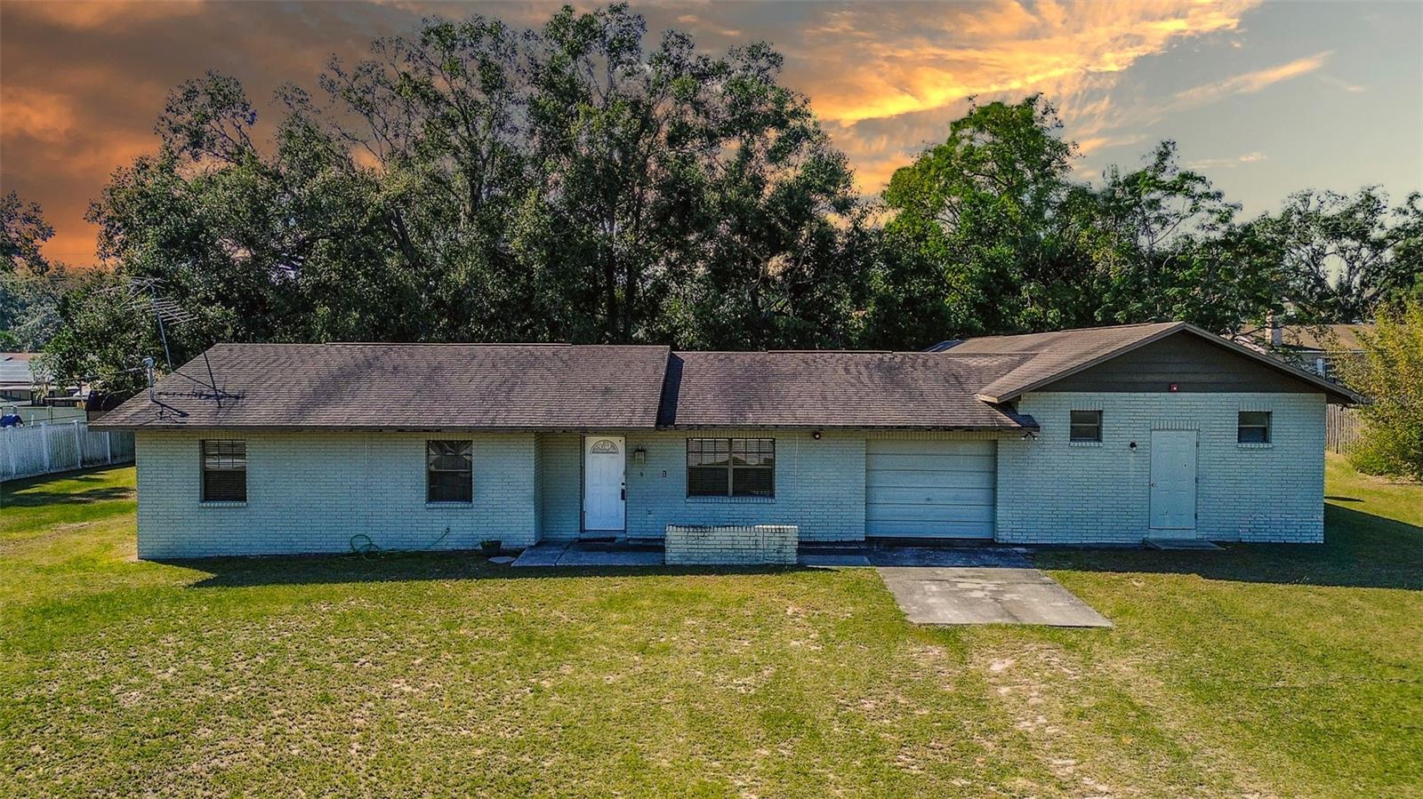 11425 Sun Rd Property Photo 1