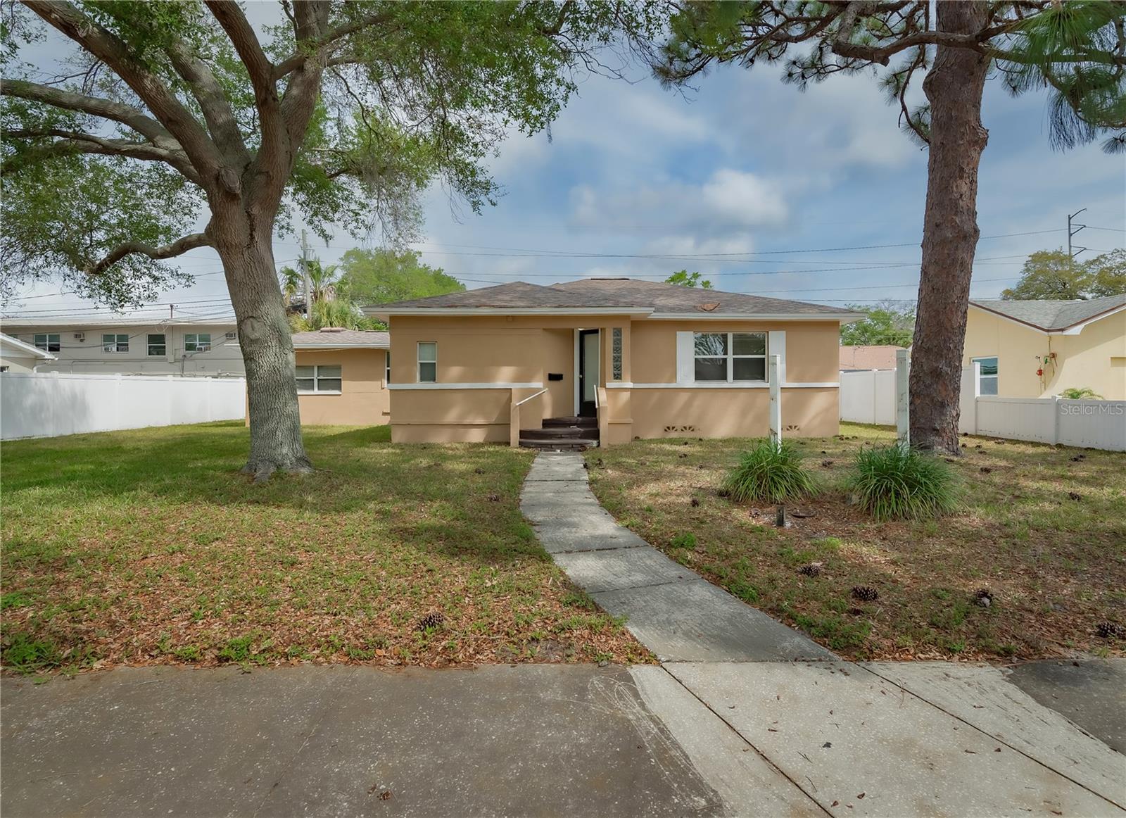 6465 1st Ave S Property Photo 1