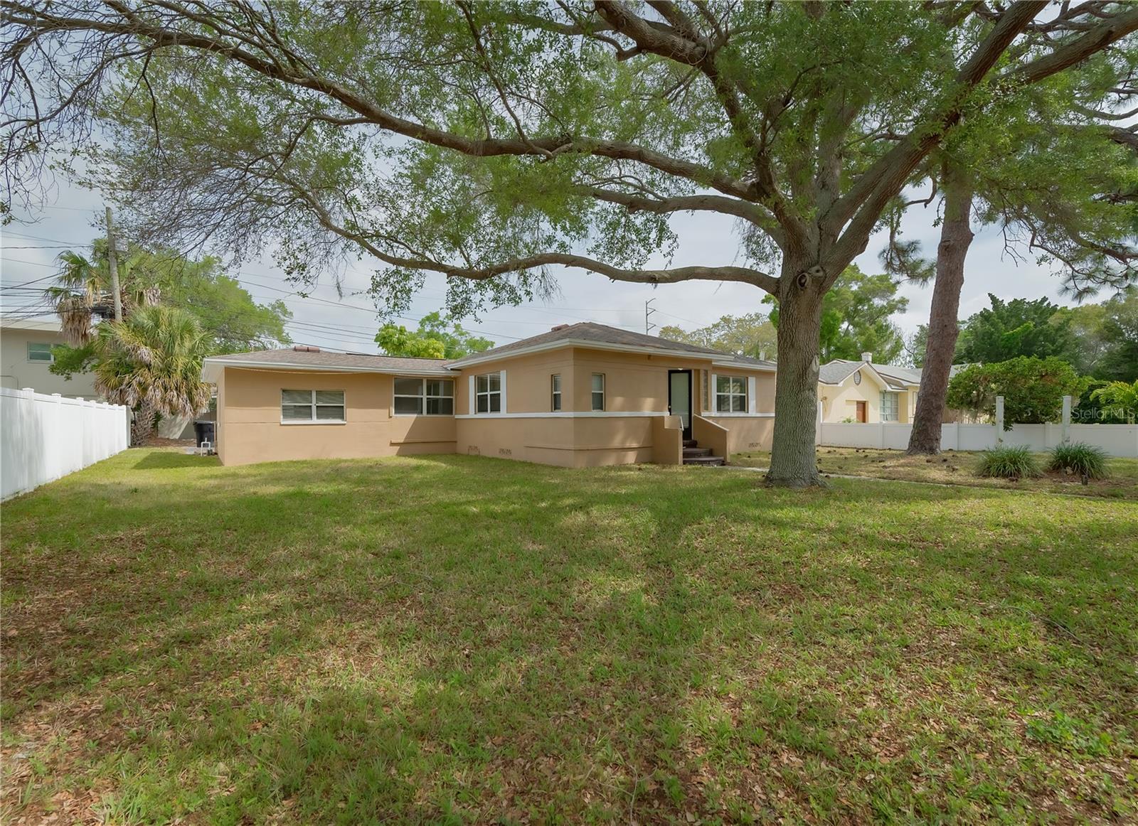 6465 1st Ave S Property Photo 5