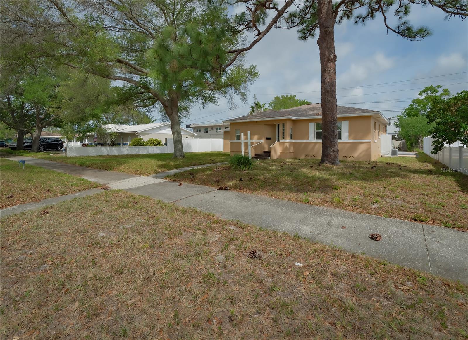 6465 1st Ave S Property Photo 6