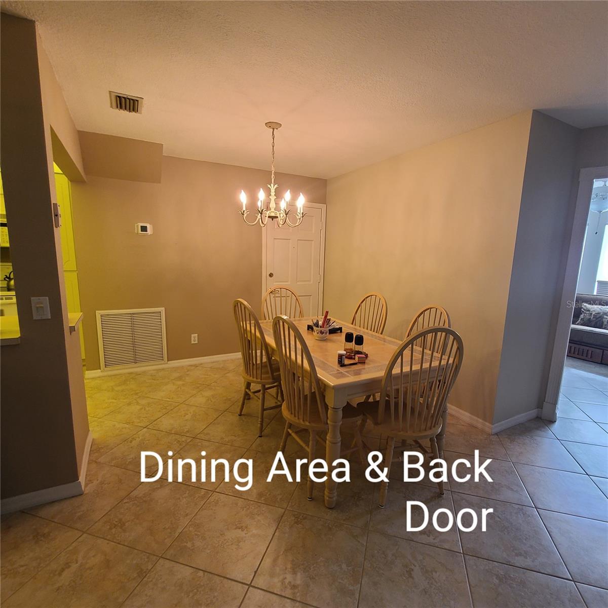 220 Buttonwood Cir #220 Property Photo 11
