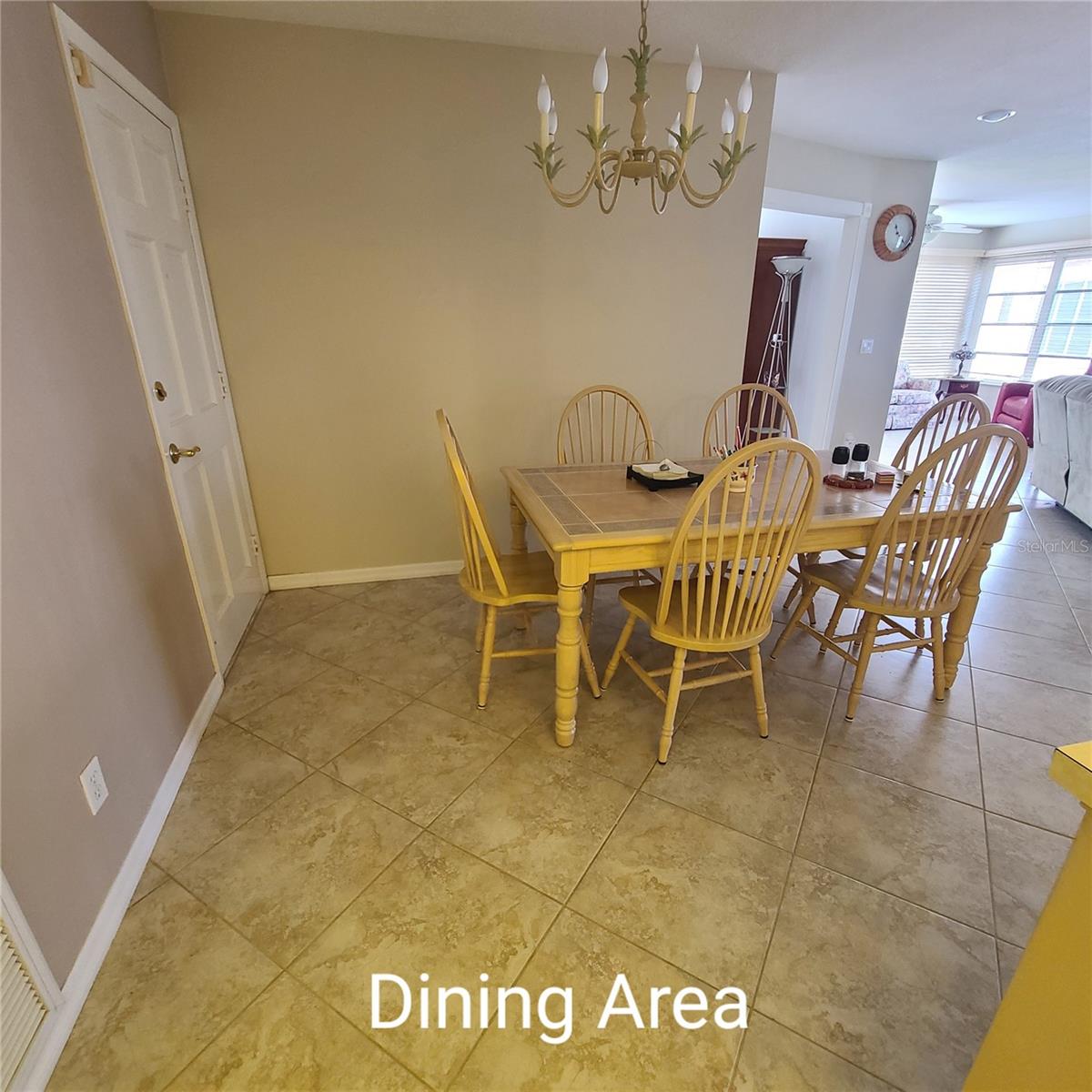 220 Buttonwood Cir #220 Property Photo 12