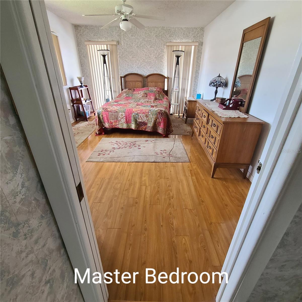 220 Buttonwood Cir #220 Property Photo 20