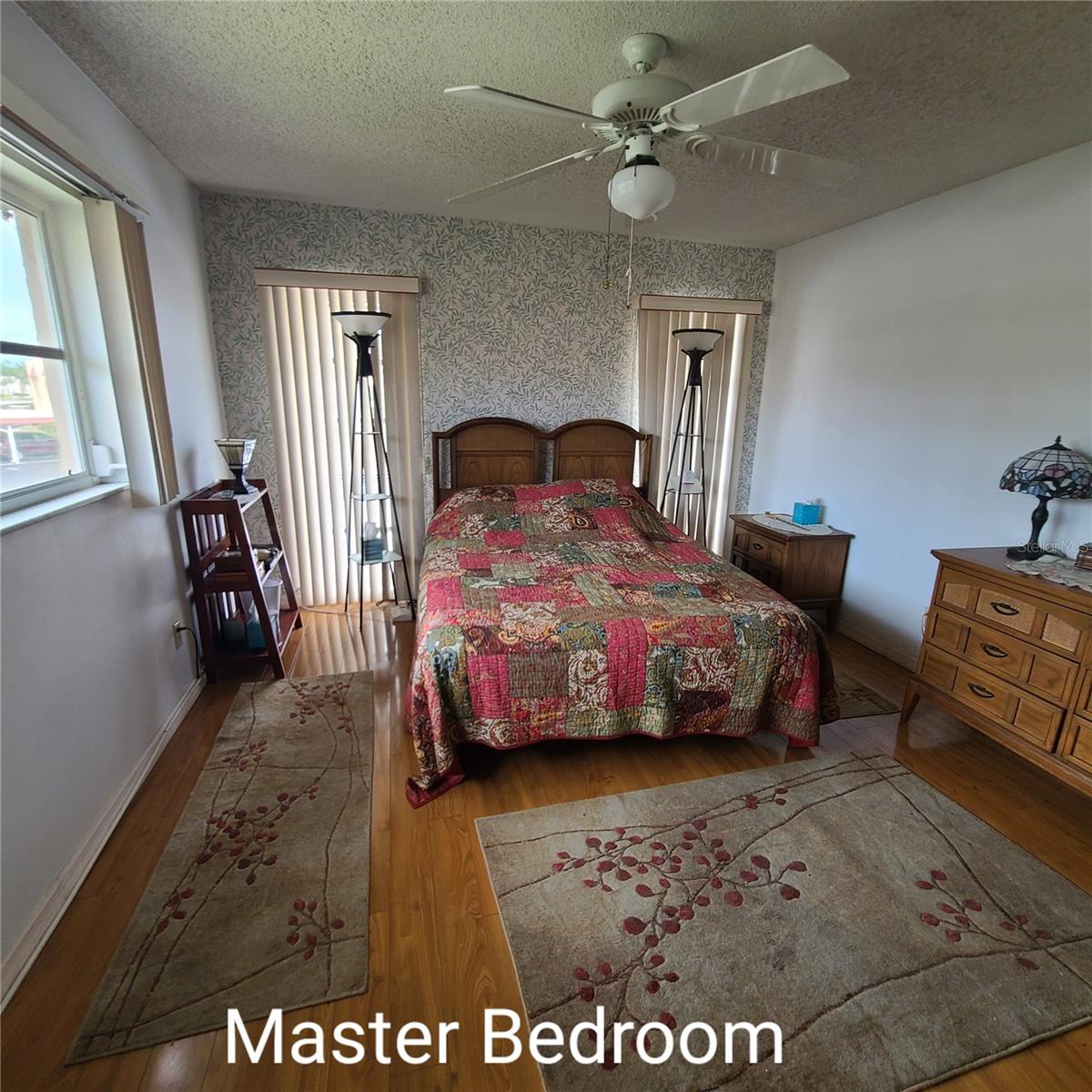 220 Buttonwood Cir #220 Property Photo 21