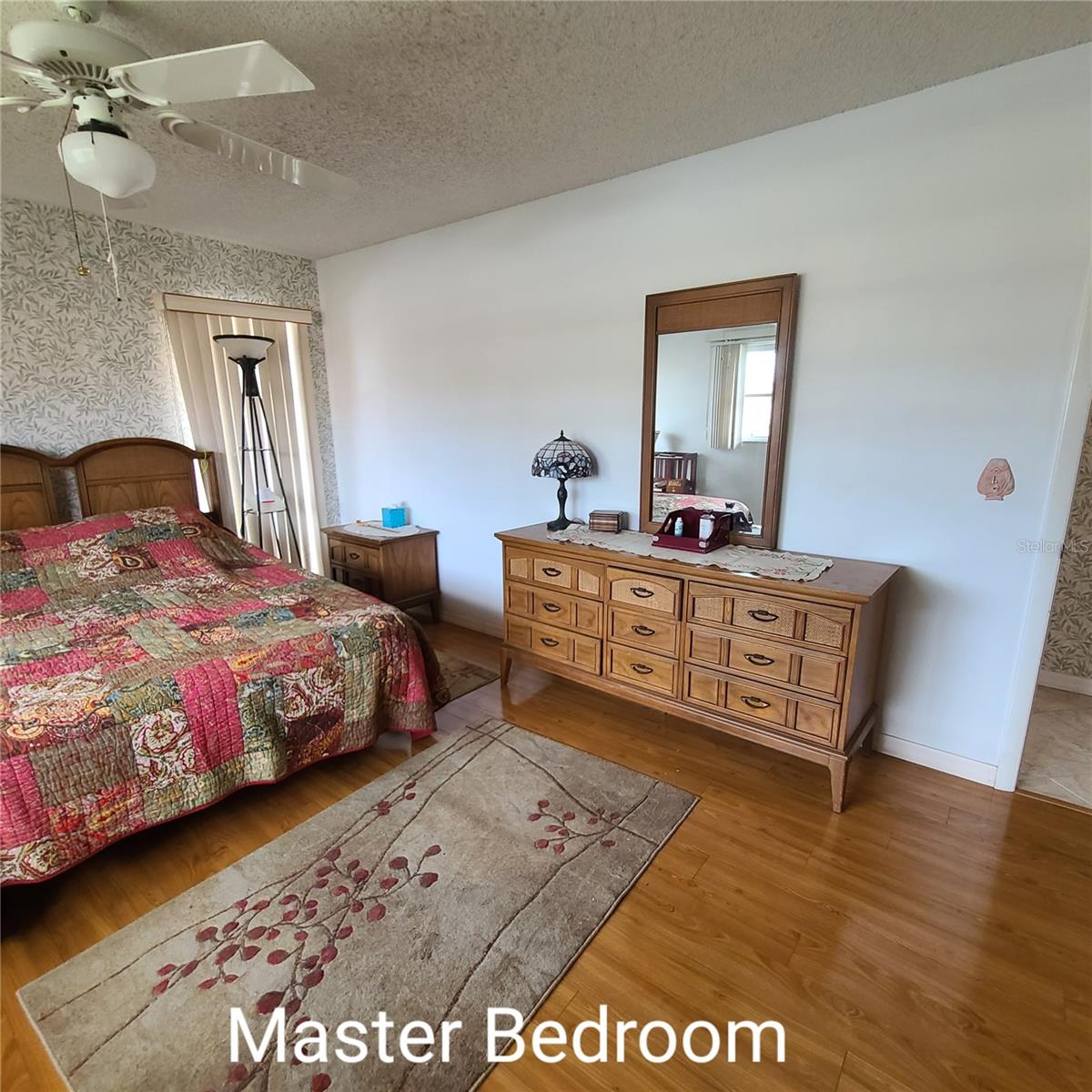 220 Buttonwood Cir #220 Property Photo 24