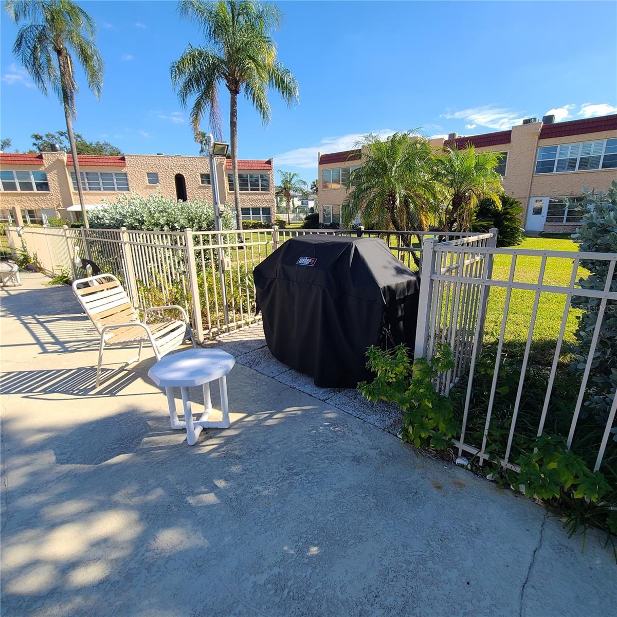 220 Buttonwood Cir #220 Property Photo 65