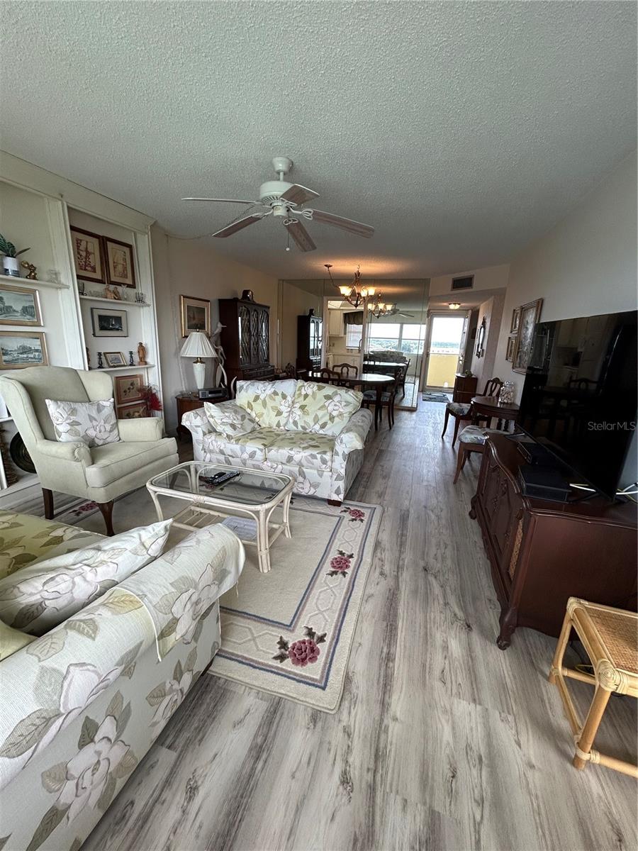 4775 Cove Cir #1202 Property Photo 10
