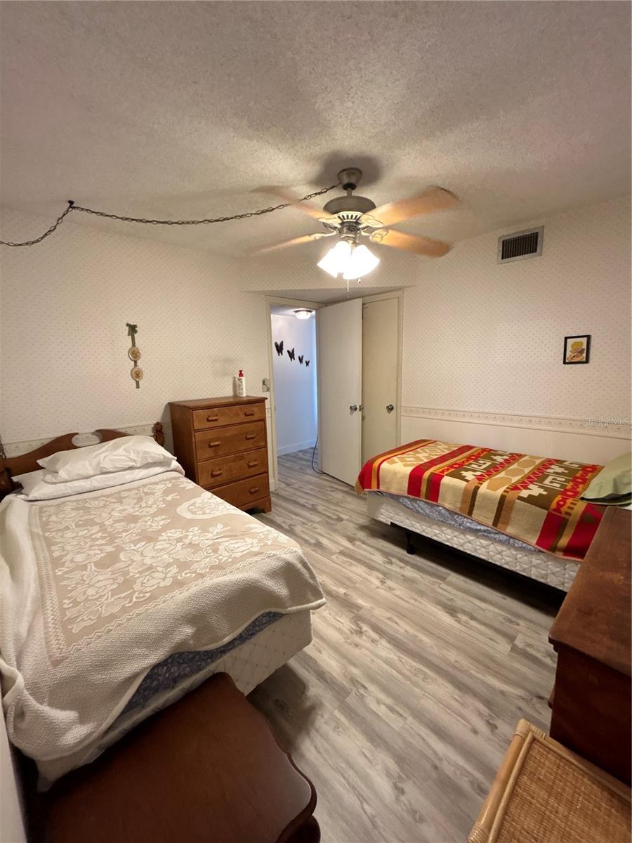 4775 Cove Cir #1202 Property Photo 15