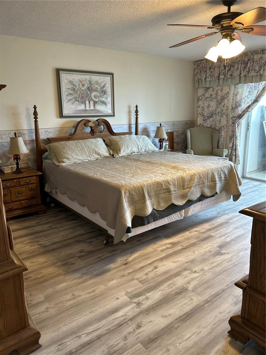 4775 Cove Cir #1202 Property Photo 16