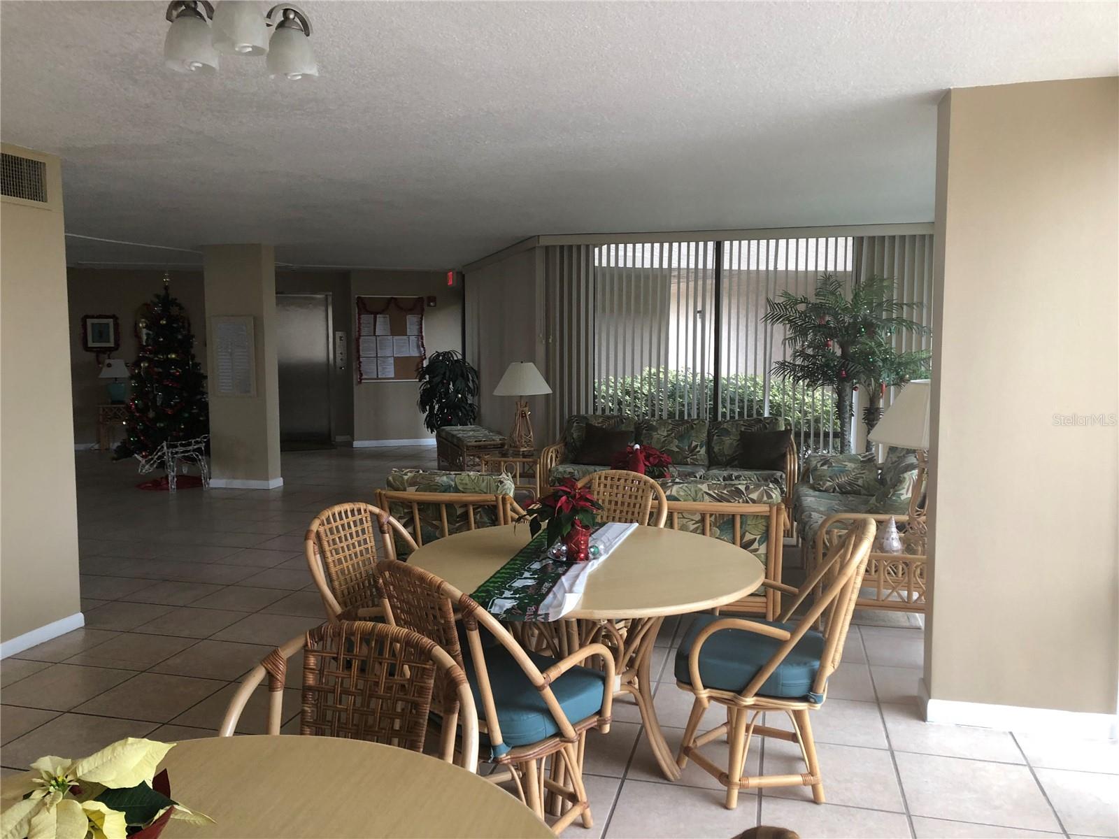 17580 Gulf Blvd #206 Property Photo 4