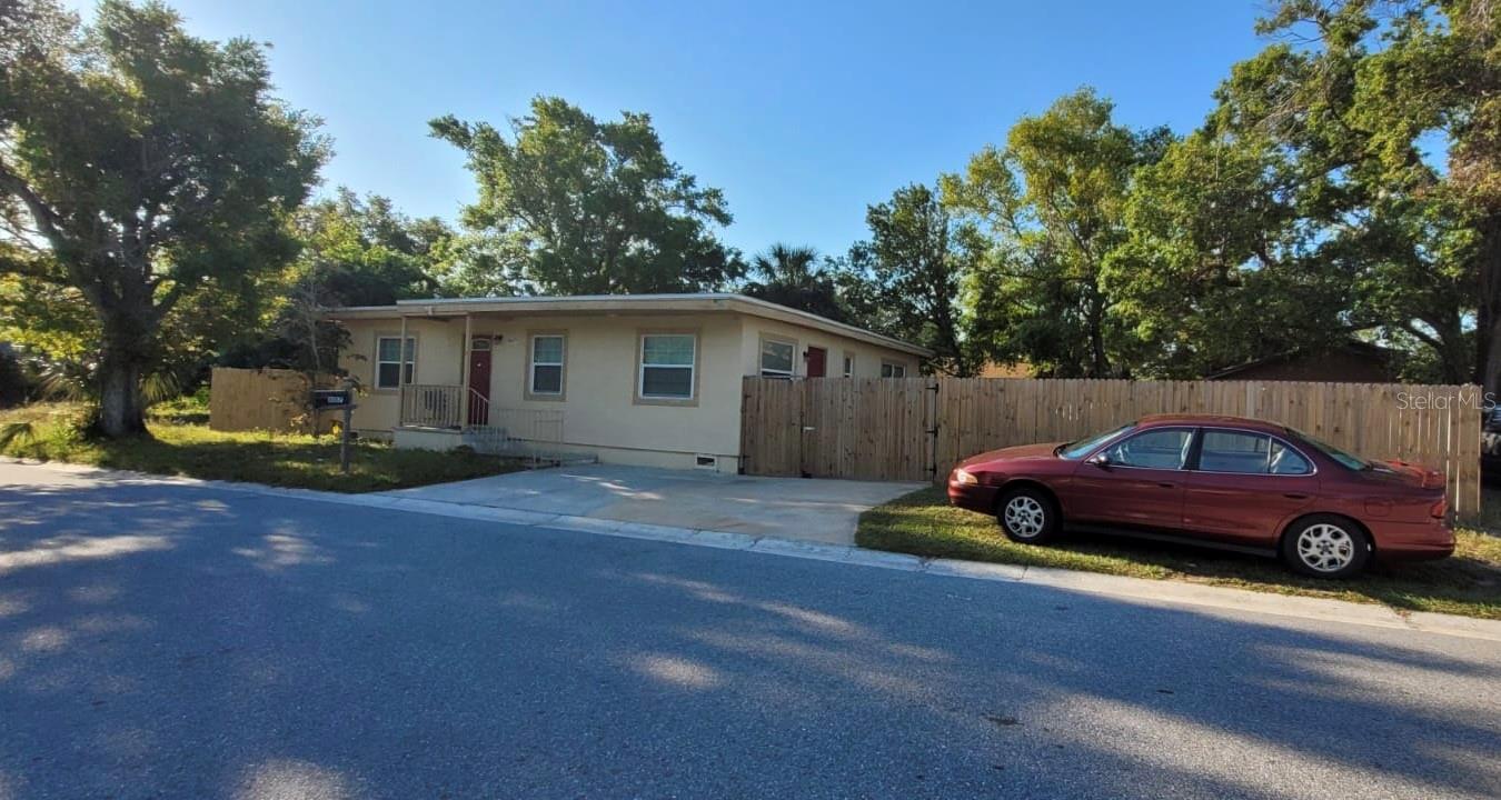 807 PALM BLUFF ST Property Photo 1