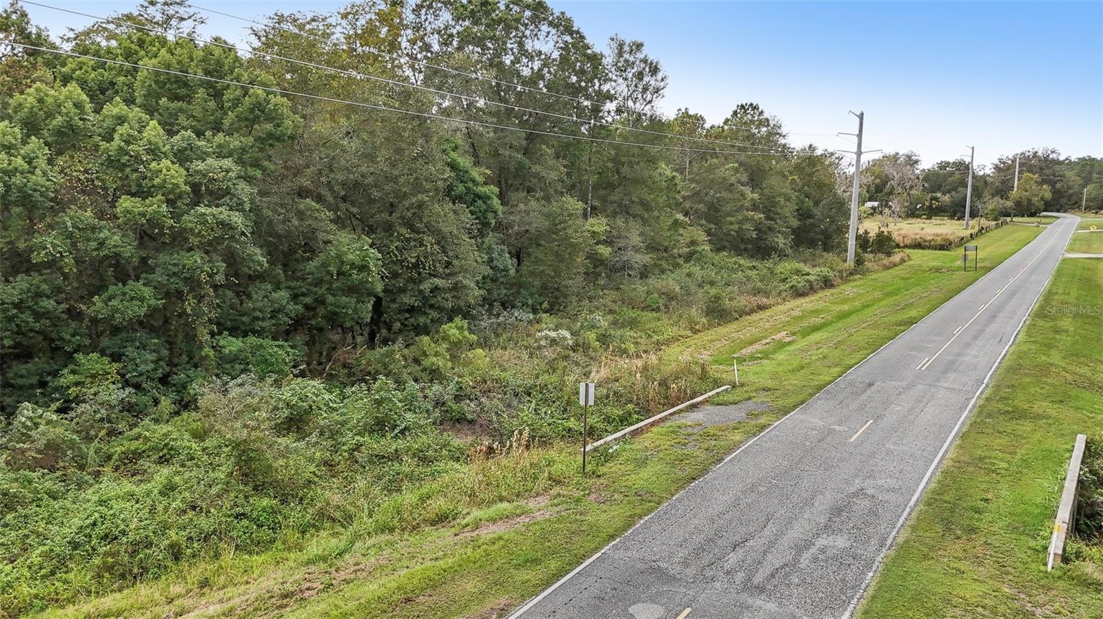 W Edwards Rd Property Photo 10
