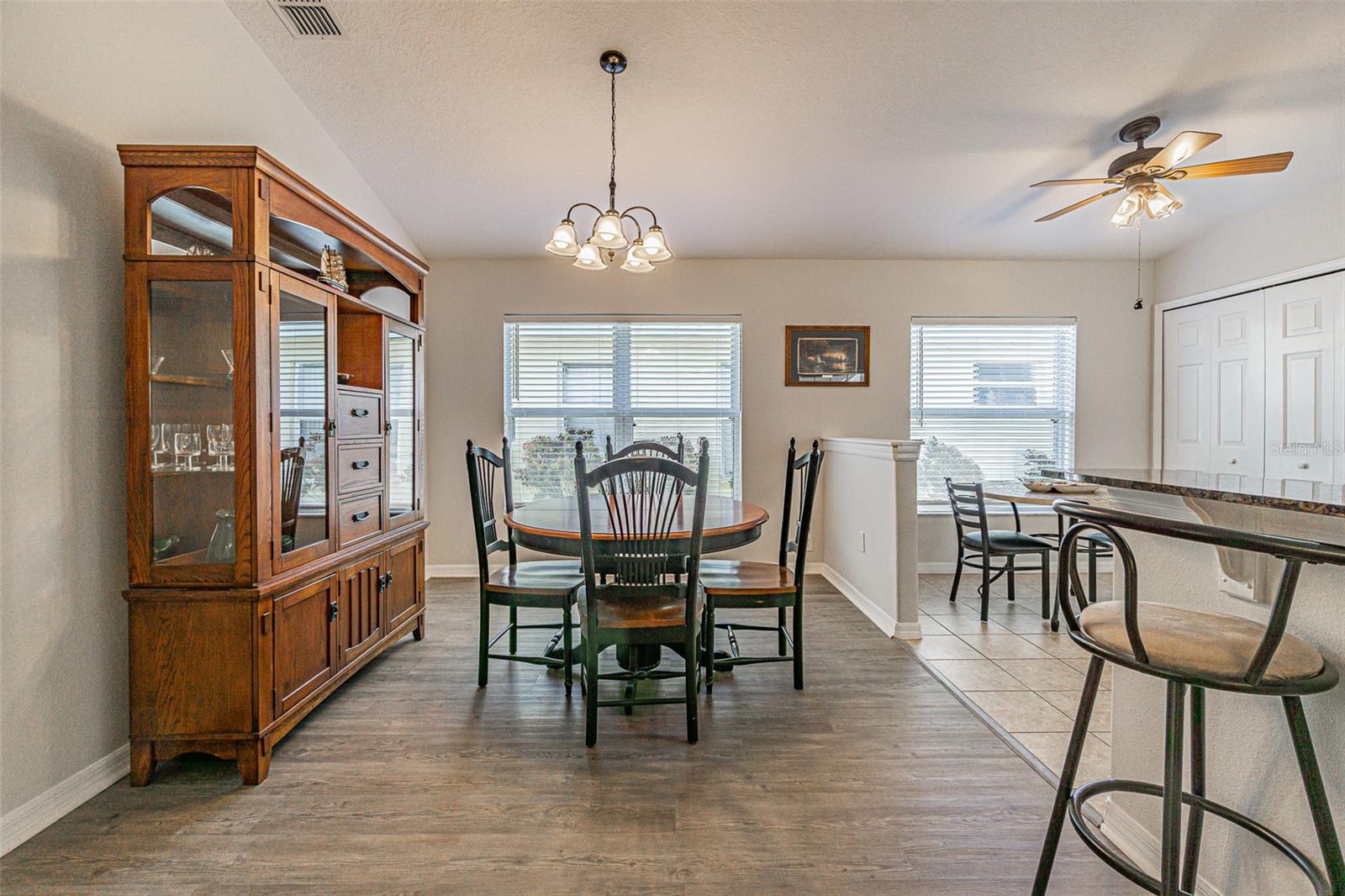 9608 Rolling Cir Property Photo 21
