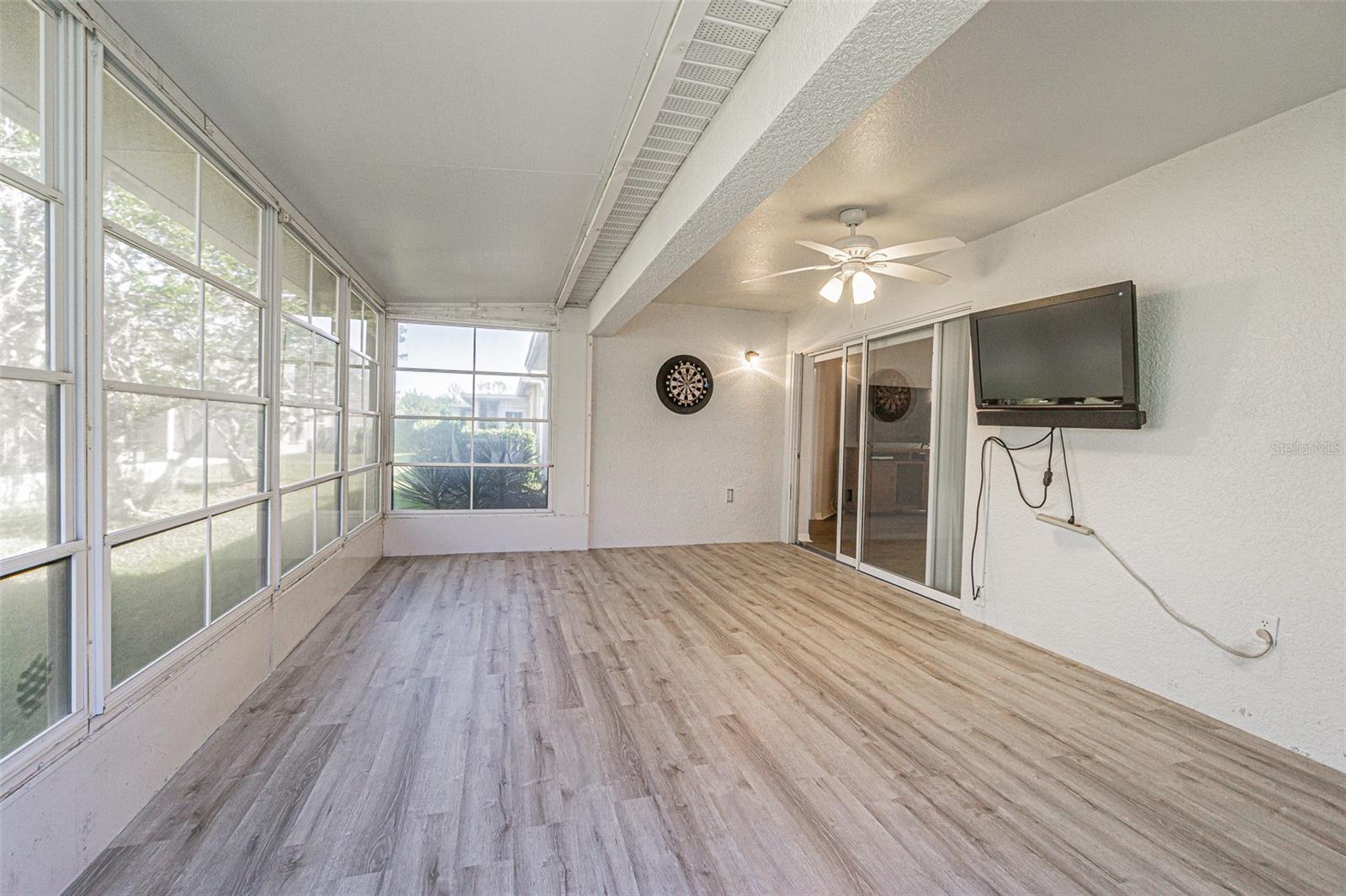 9608 Rolling Cir Property Photo 26