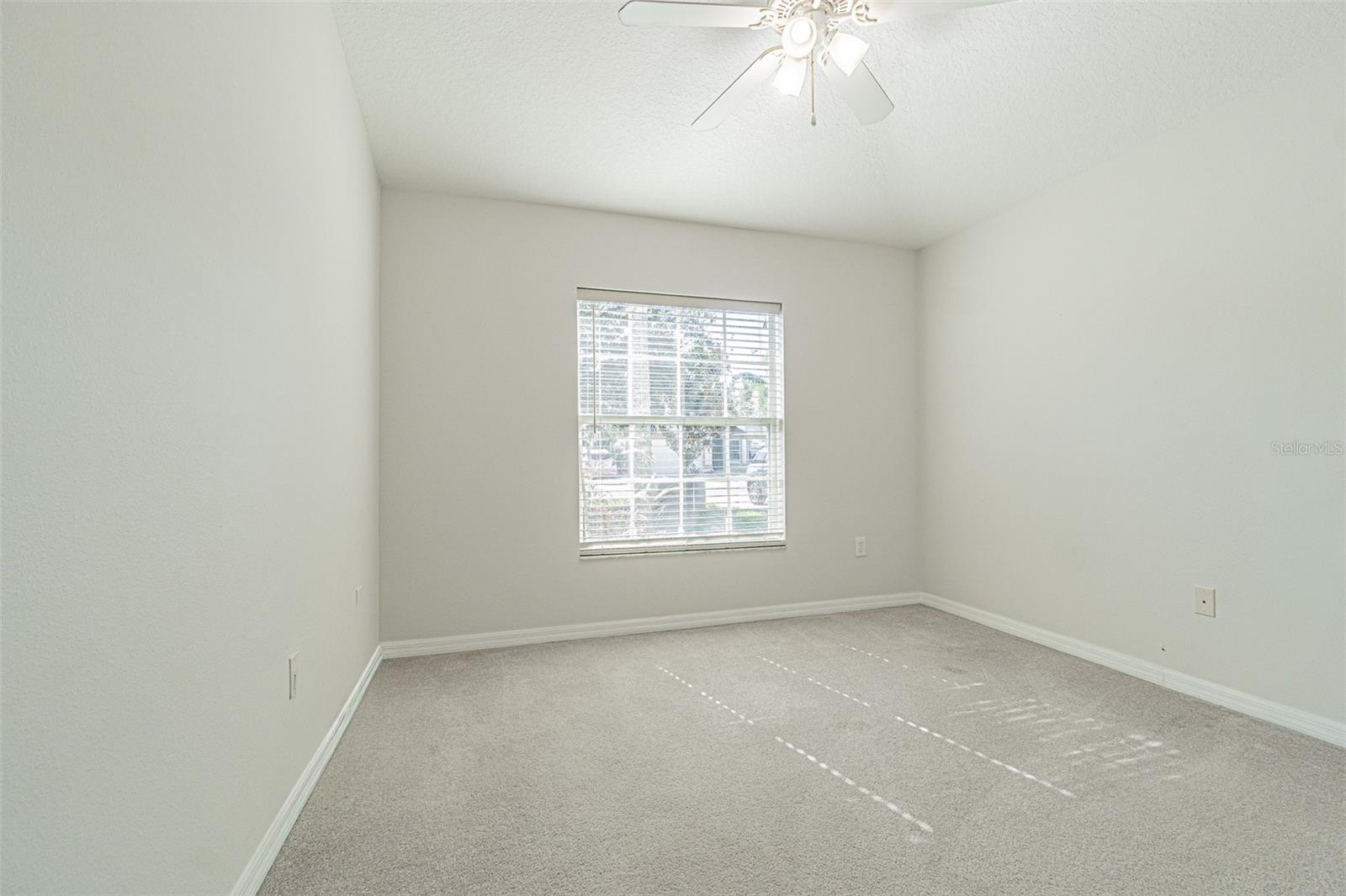 9608 Rolling Cir Property Photo 32