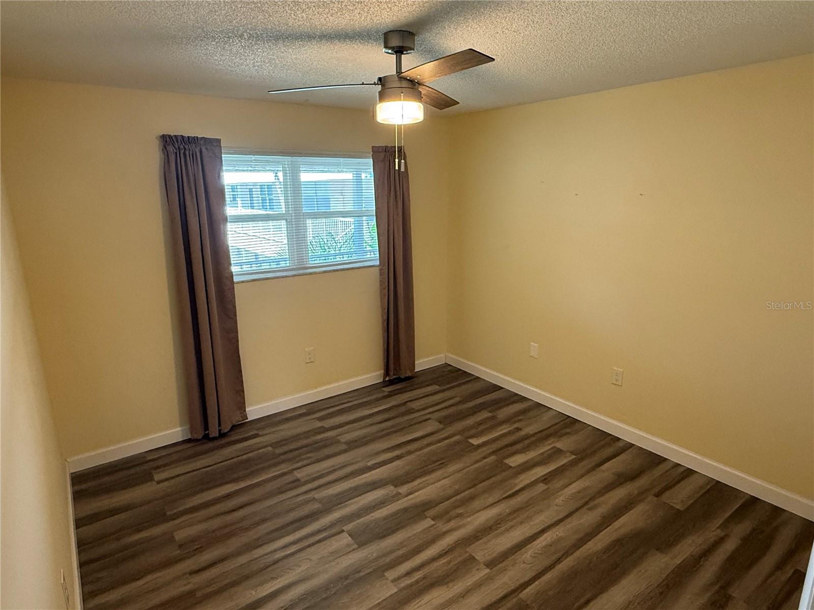 10038 62nd Ter N #23 Property Photo 4