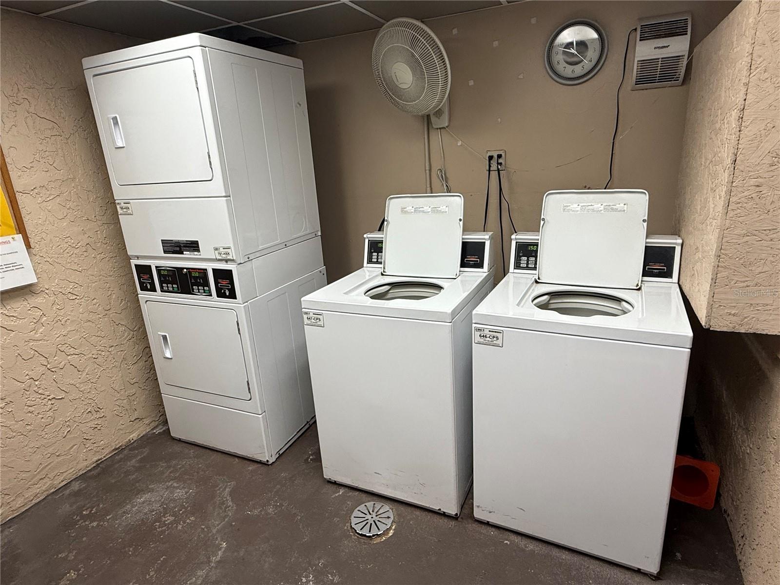 10038 62nd Ter N #23 Property Photo 14