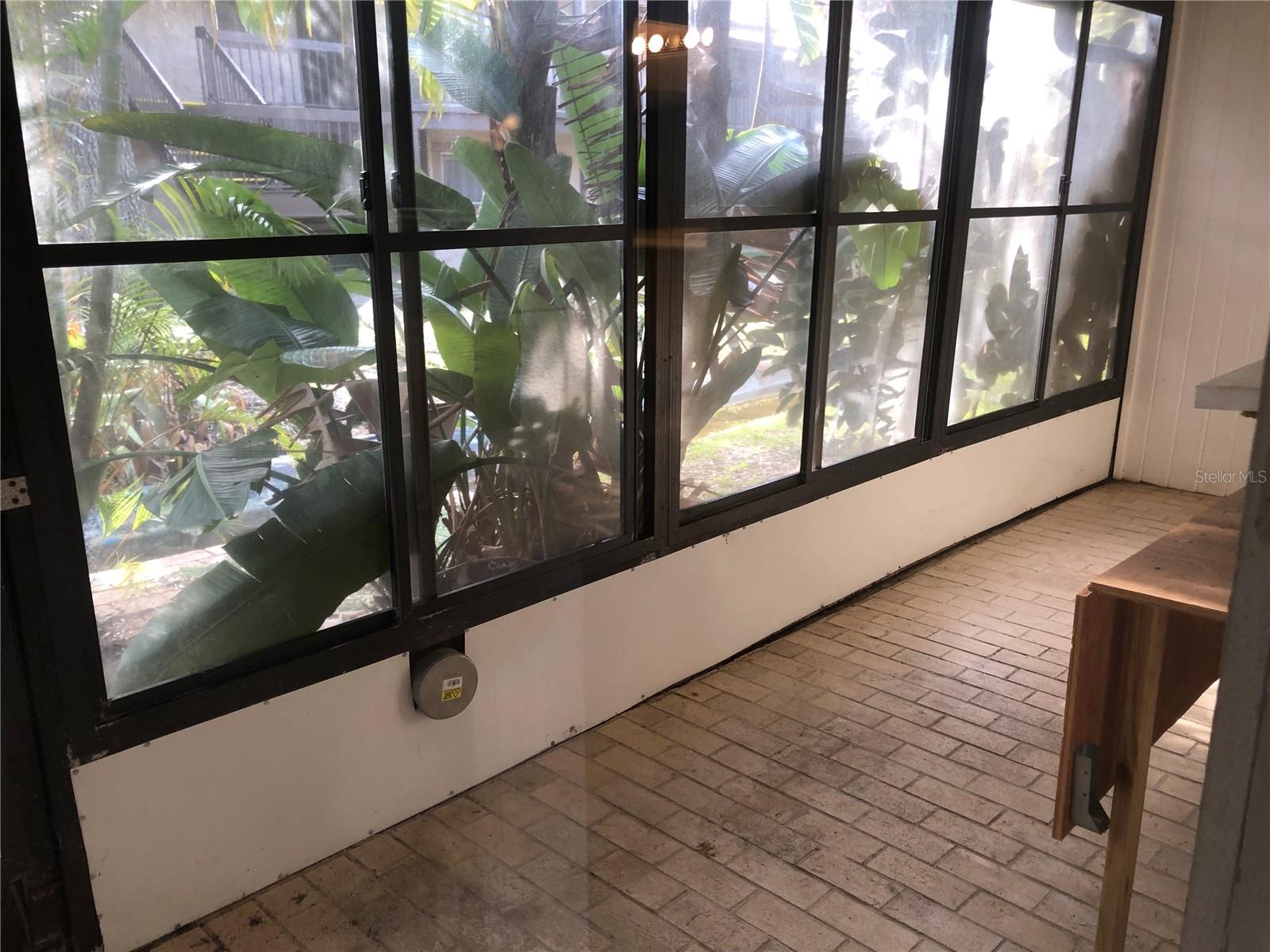 TB8446343 Property Photo 6