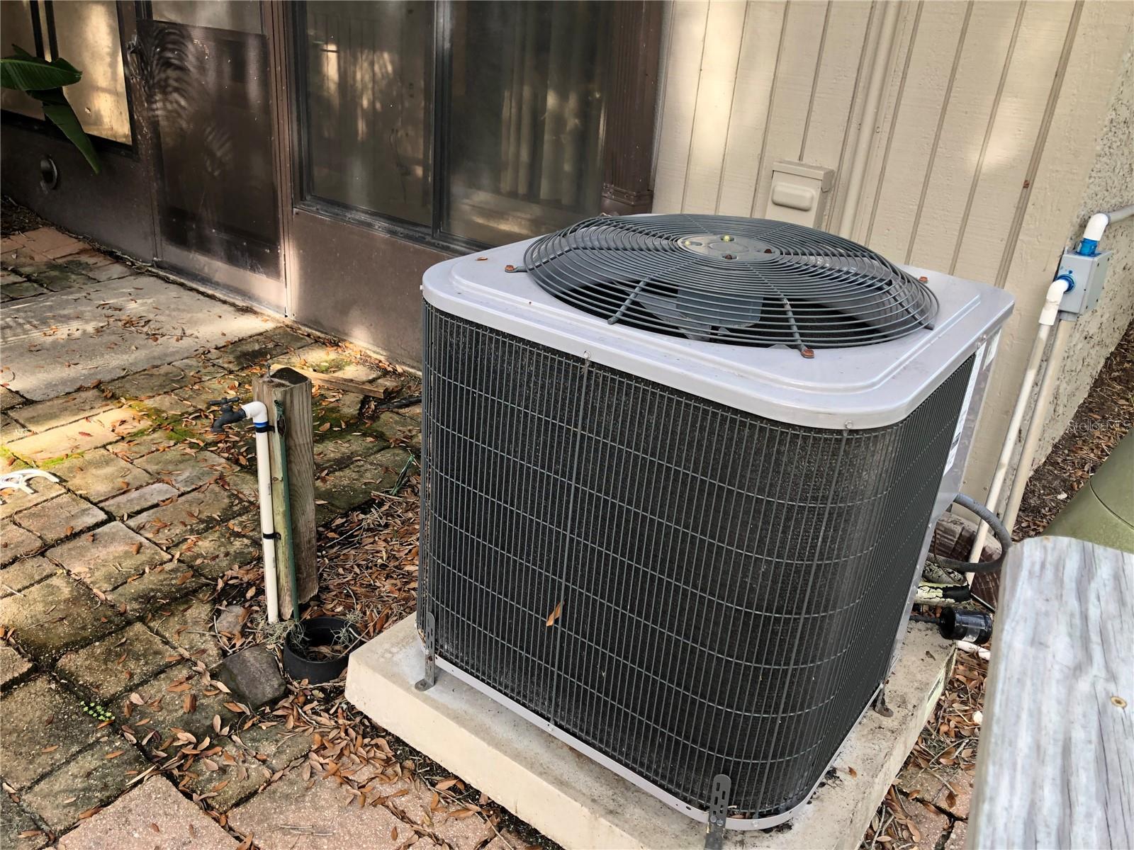 TB8446343 Property Photo 9