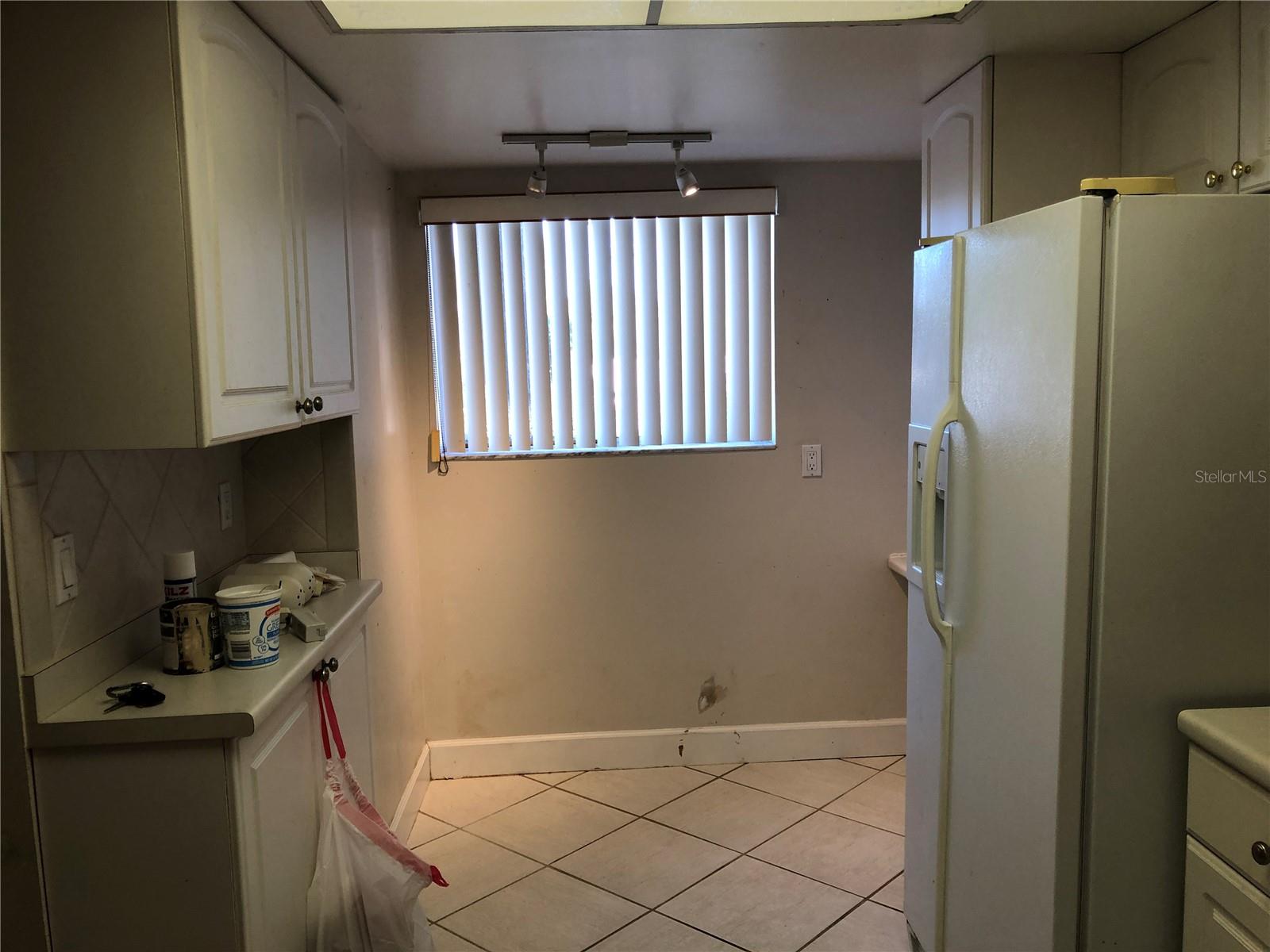 TB8446343 Property Photo 12