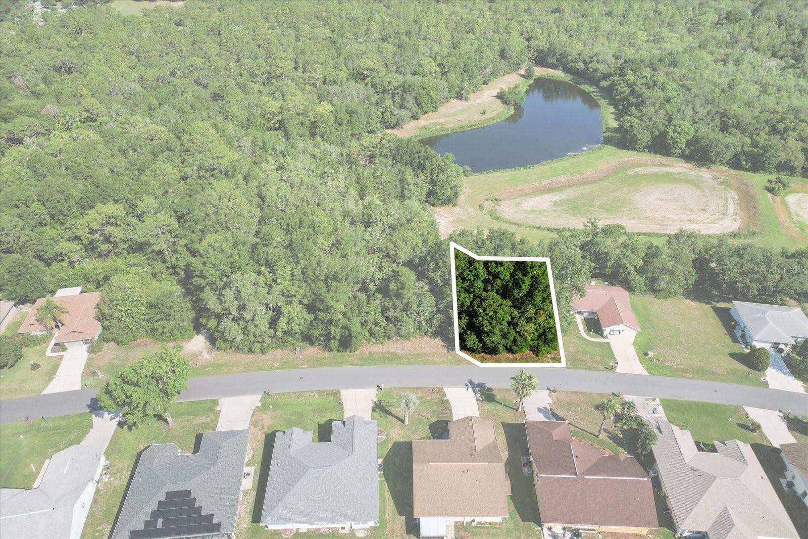 905 W Colbert Ct Property Photo 1