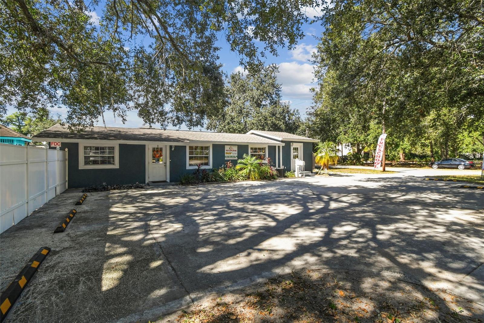 9912 N Myrtle St Property Photo 4