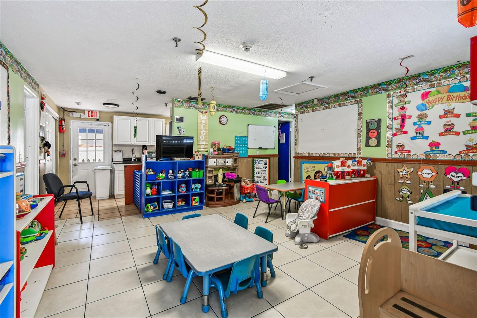 9912 N Myrtle St Property Photo 11