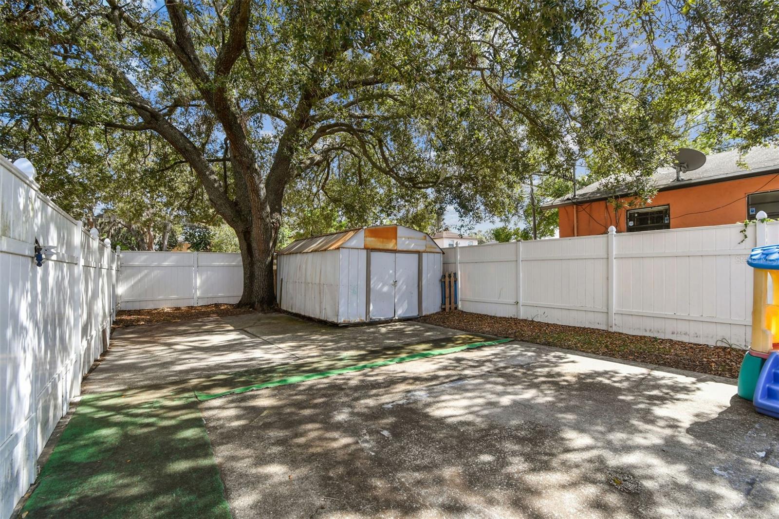 9912 N Myrtle St Property Photo 37