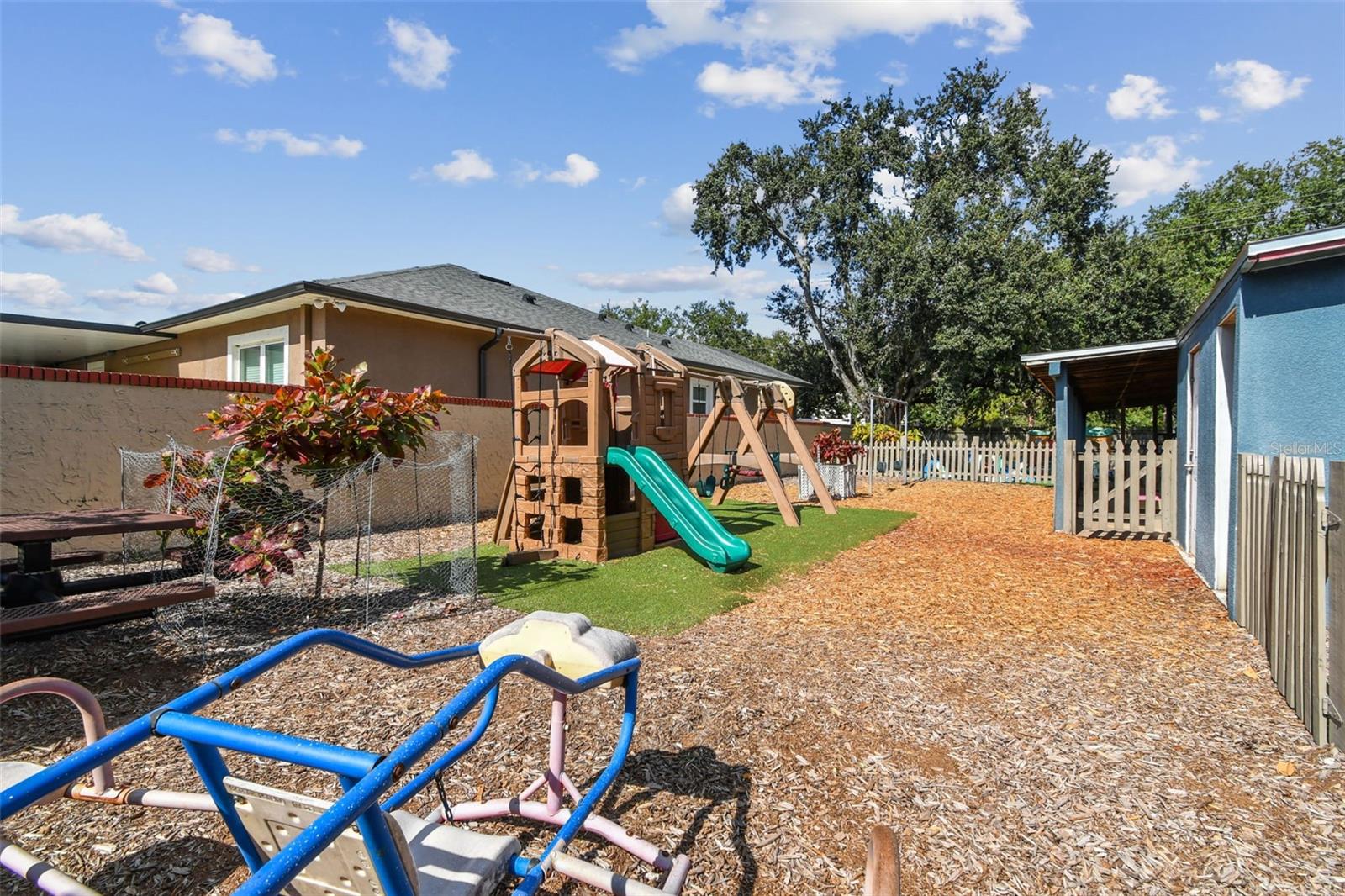 9912 N Myrtle St Property Photo 40