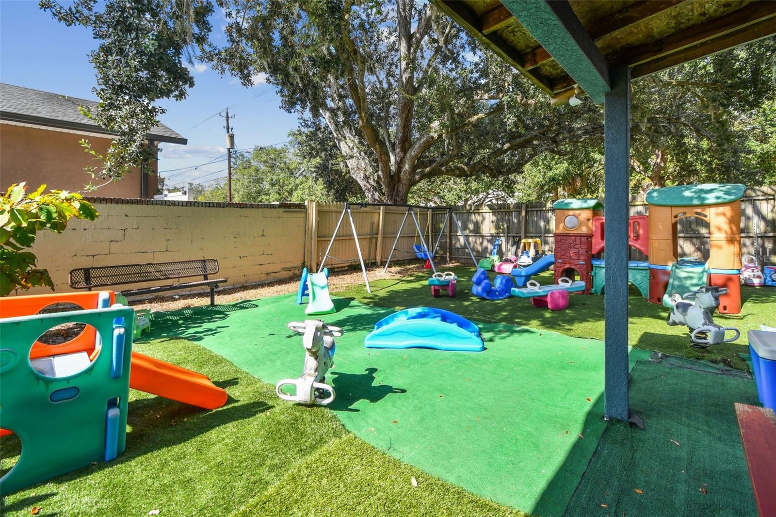 9912 N Myrtle St Property Photo 44