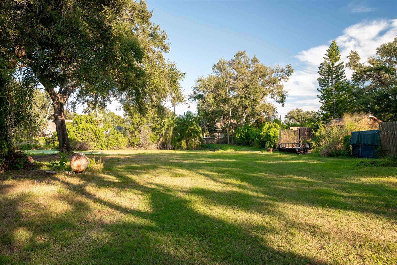 6027 98th Way N Property Photo 4