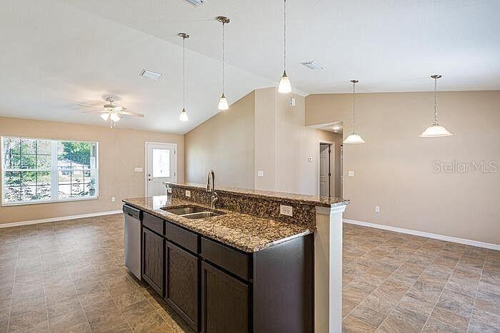 1 Pecan Course Cir Property Photo 7