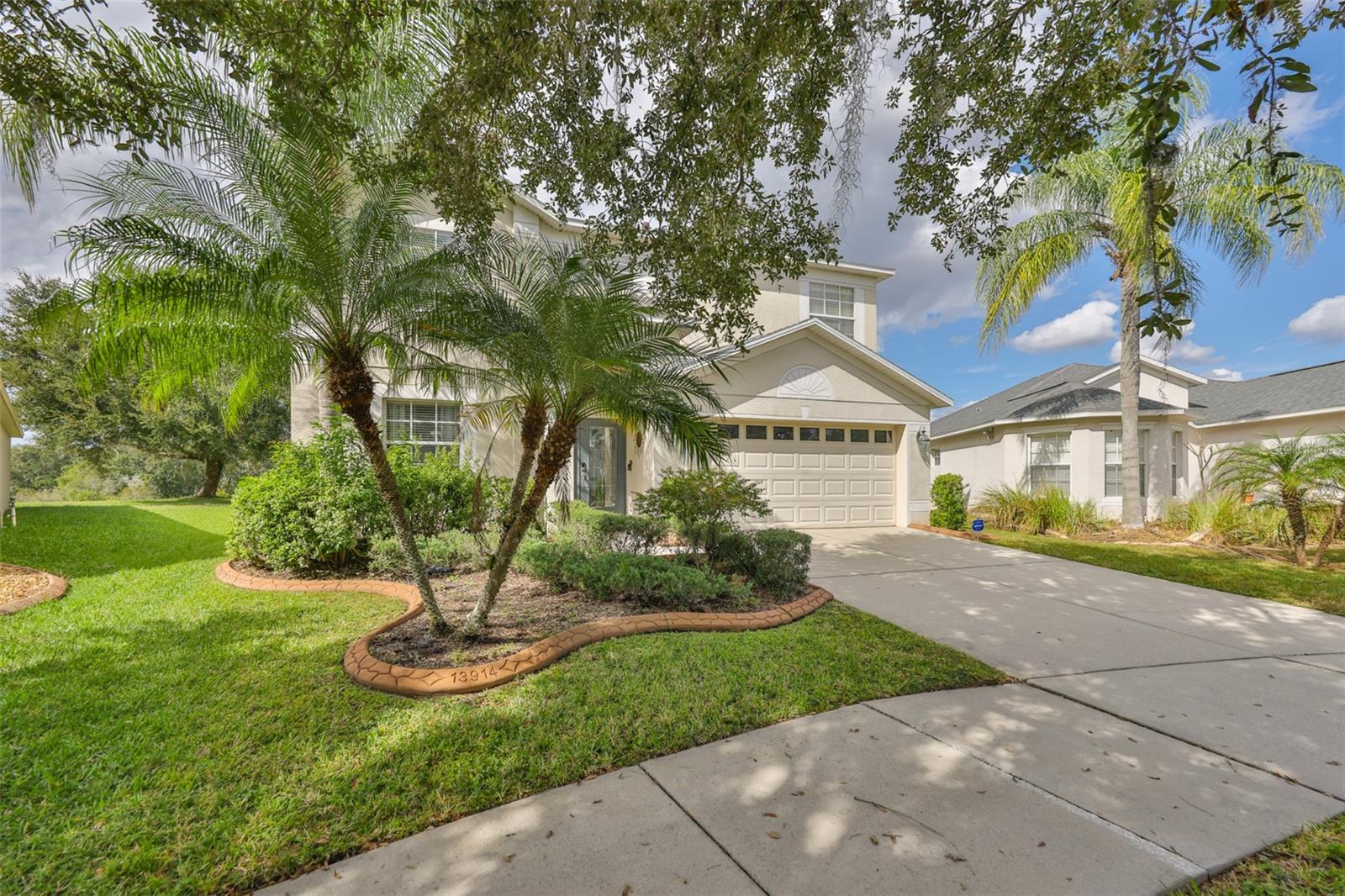 13914 Chalk Hill Pl Property Photo 2