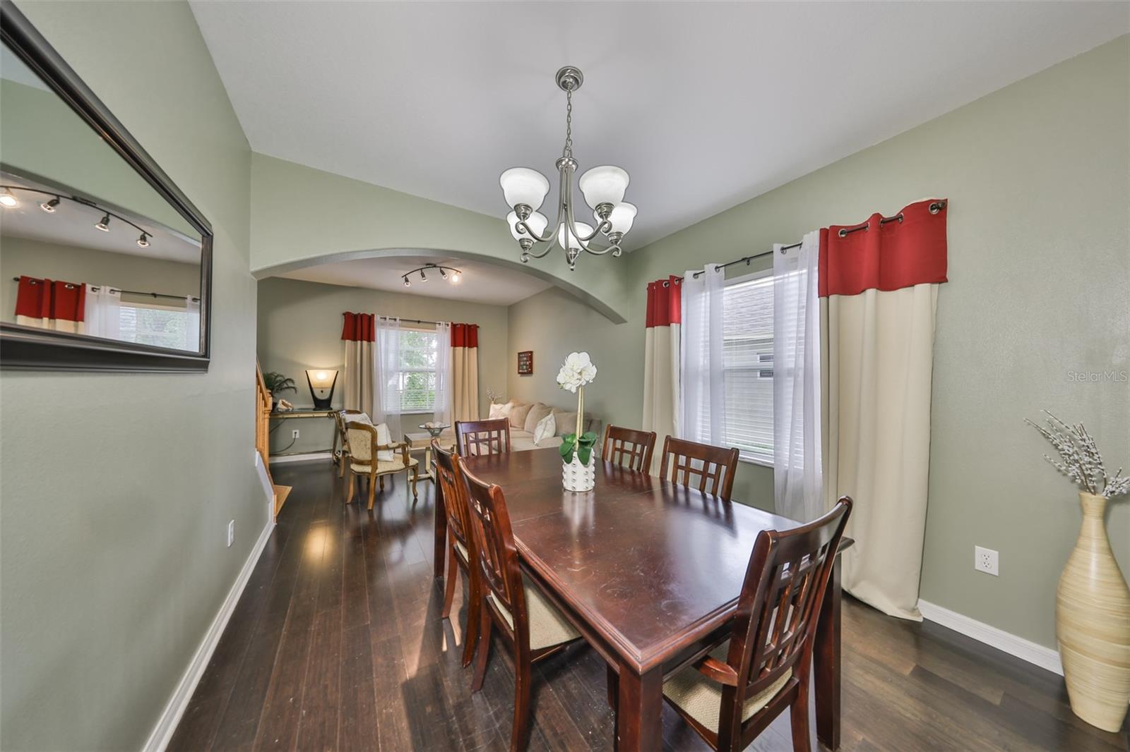 13914 Chalk Hill Pl Property Photo 4