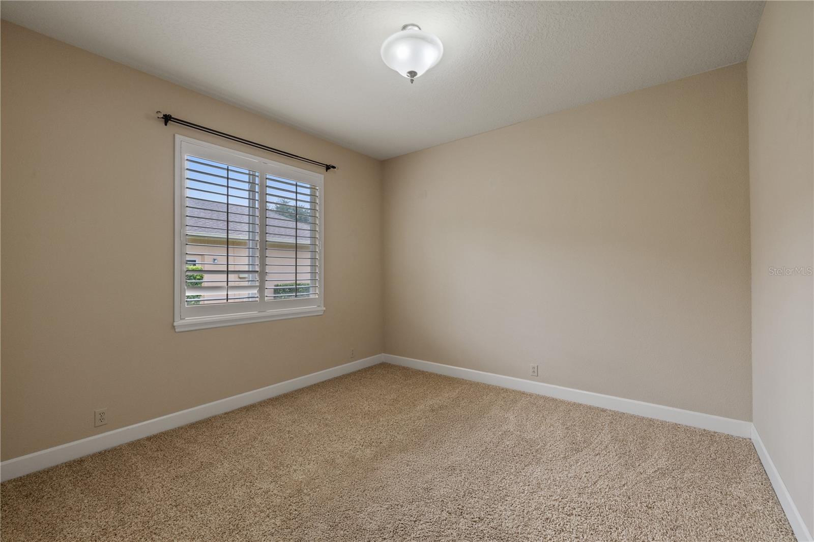 3015 Lynwood Ct Property Photo 19