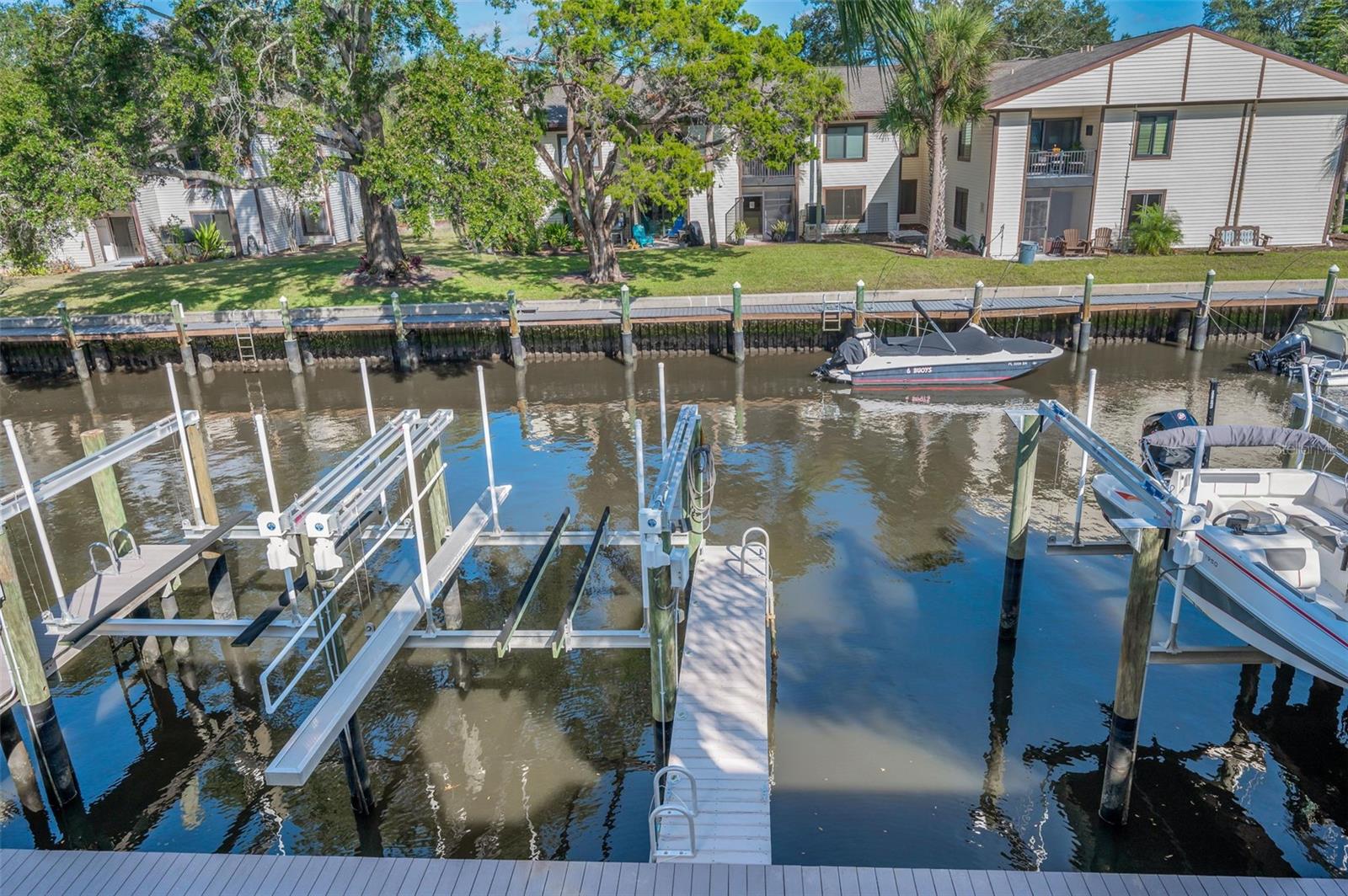 842 Callista Cay Loop Property Photo 18