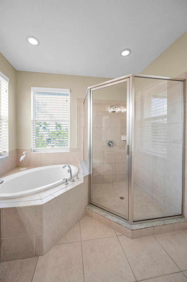 842 Callista Cay Loop Property Photo 22
