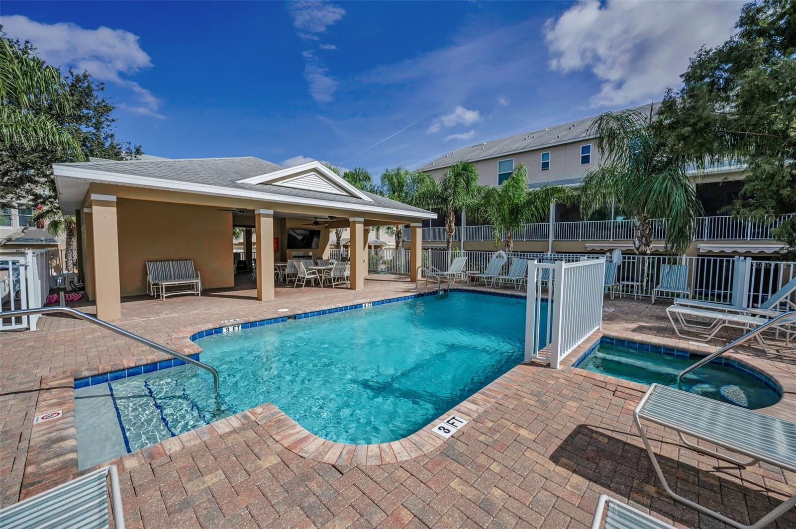 842 Callista Cay Loop Property Photo 45