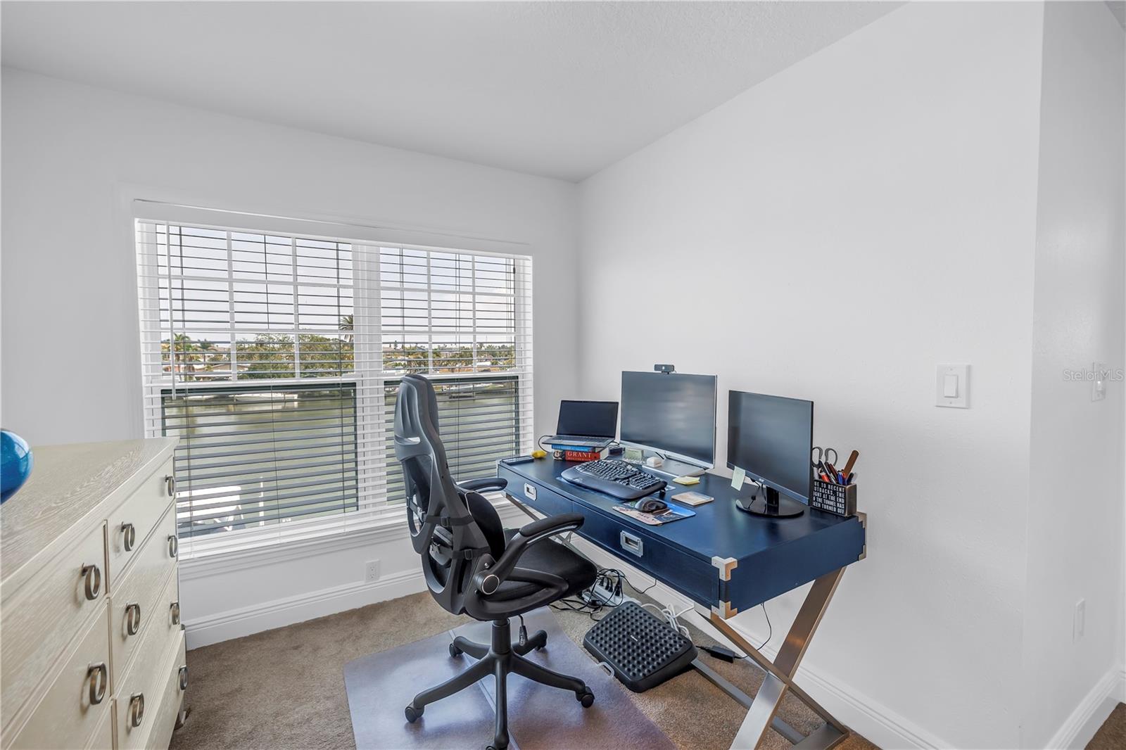 100 Windrush Blvd #1 Property Photo 16