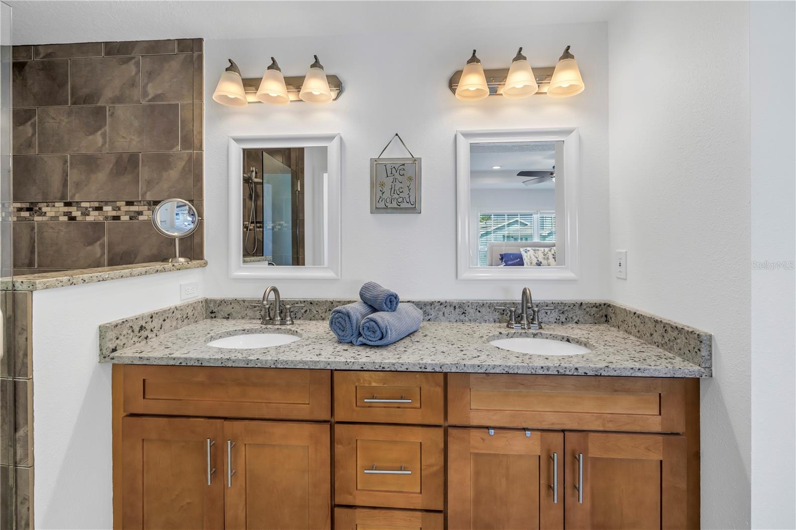 100 Windrush Blvd #1 Property Photo 19